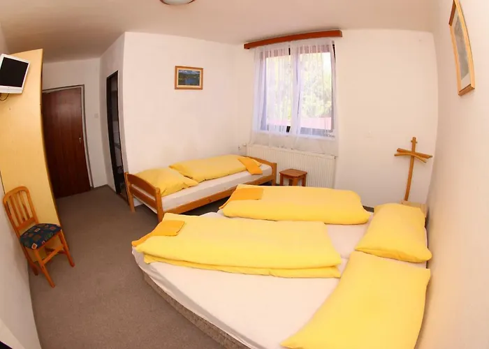 Pensionat Yacht Club Barrandov 3*