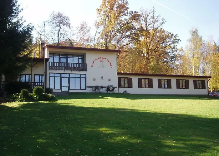 Pensionat Yacht Club Barrandov 3*